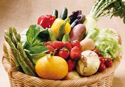 「長崎県平戸市」の「安心の地元野菜と果物のお任せセット」