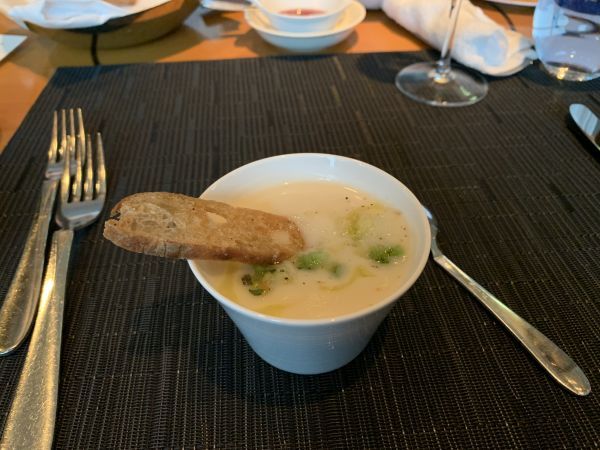 「イタリアンダイニング ケシキ」のスープ